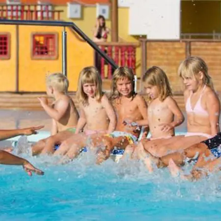 Сasa de vacaciones Holiday Camping Park Umag.1 *
