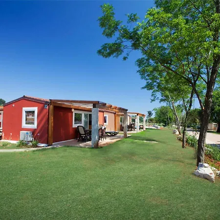 Сasa de vacaciones Holiday Camping Park Umag.1