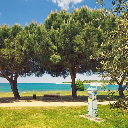 Holiday Camping Park Umag.1 Бртонигла